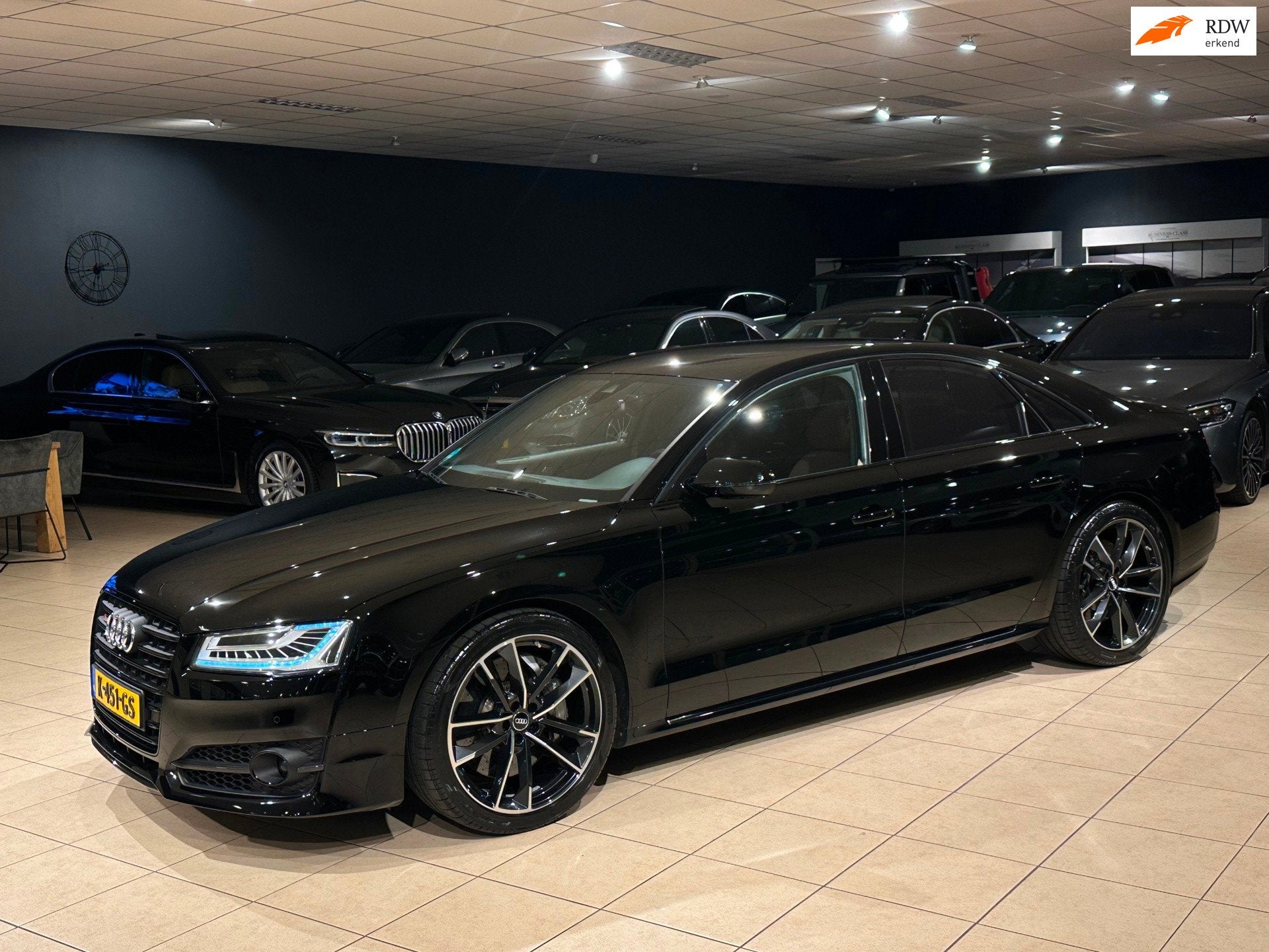 Audi A8 4.0 TFSI S8 PLUS QUATTRO 605PK/CERAMISCH/ACC/SOFTCLO, Auto's, Automaat, Gebruikt, Zwart, Vierwielaandrijving