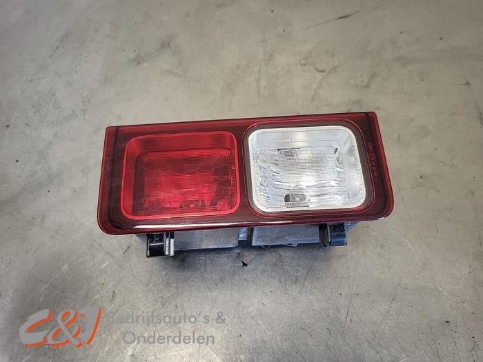 Mistachterlicht van een Renault Trafic, Gebruikt, -, Renault, -