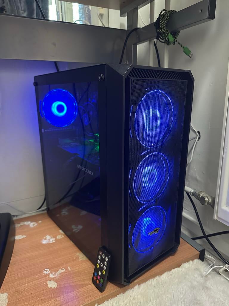 Gaming PC: AMD Ryzen 7 5700X, RTX 4060, 32GB RAM, Ophalen, Gebruikt, 32 GB, Gaming