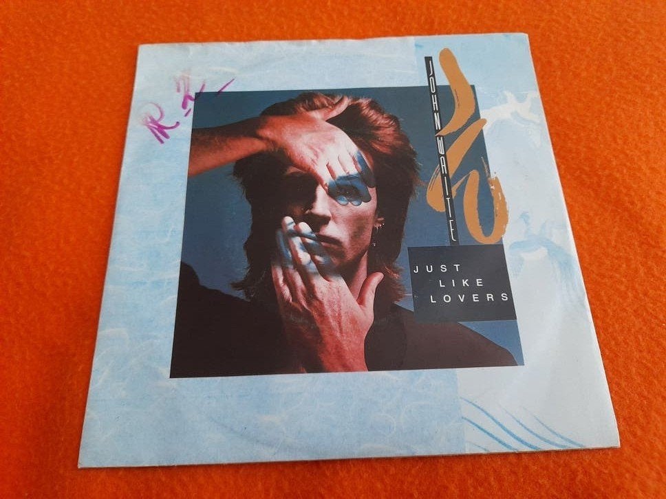 John Waite - Just like lovers (1985), Gebruikt, 7 inch, Ophalen of Verzenden, Beschermende buitenhoes