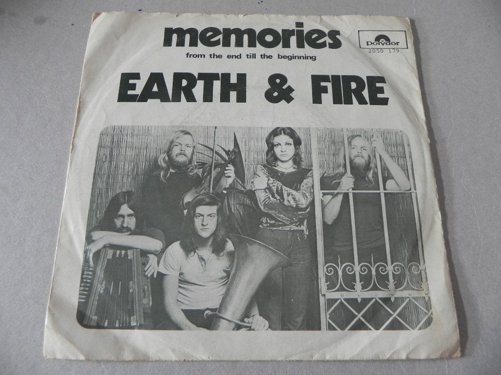 Single Earth & Fire uit 1962 Memories., Gebruikt, 7 inch, Ophalen of Verzenden, Pop