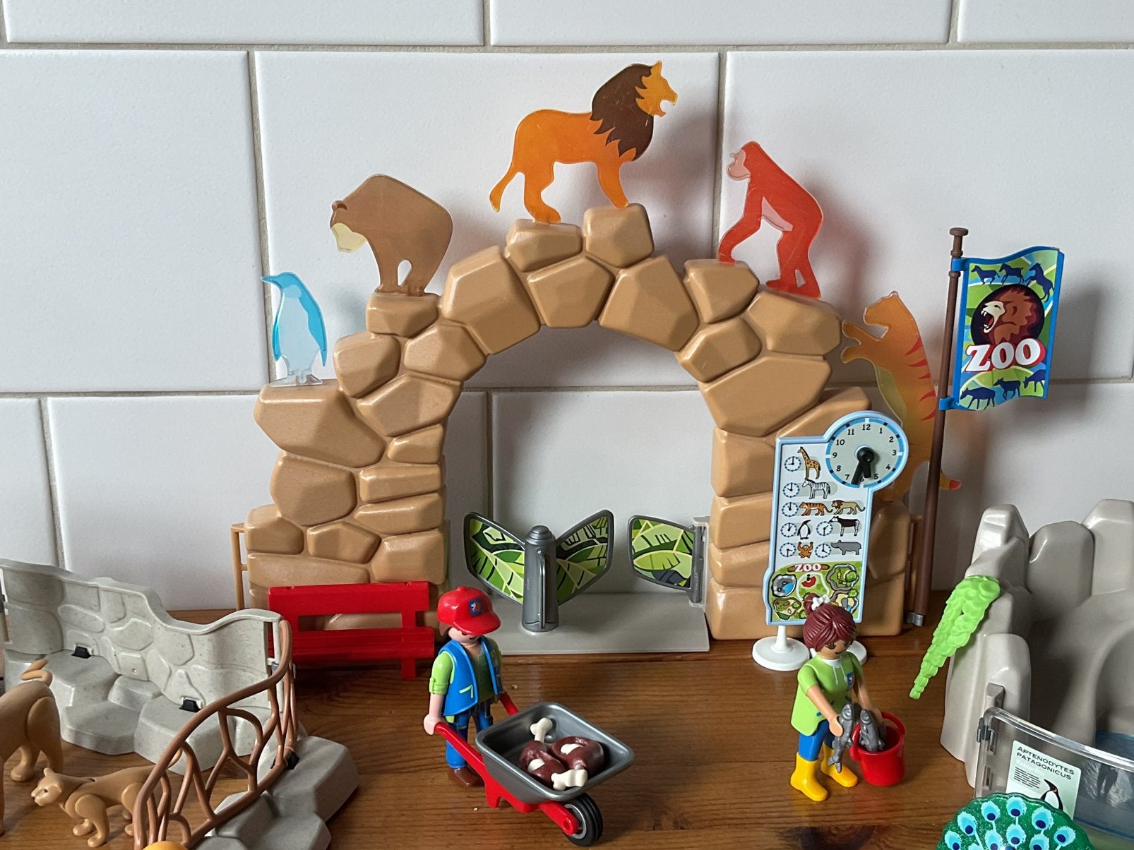 Foto 4 van PLAYMOBIL UITGEBREIDE GROTE DIERENTUIN 🐆 🦏 SUPER LEUK !!