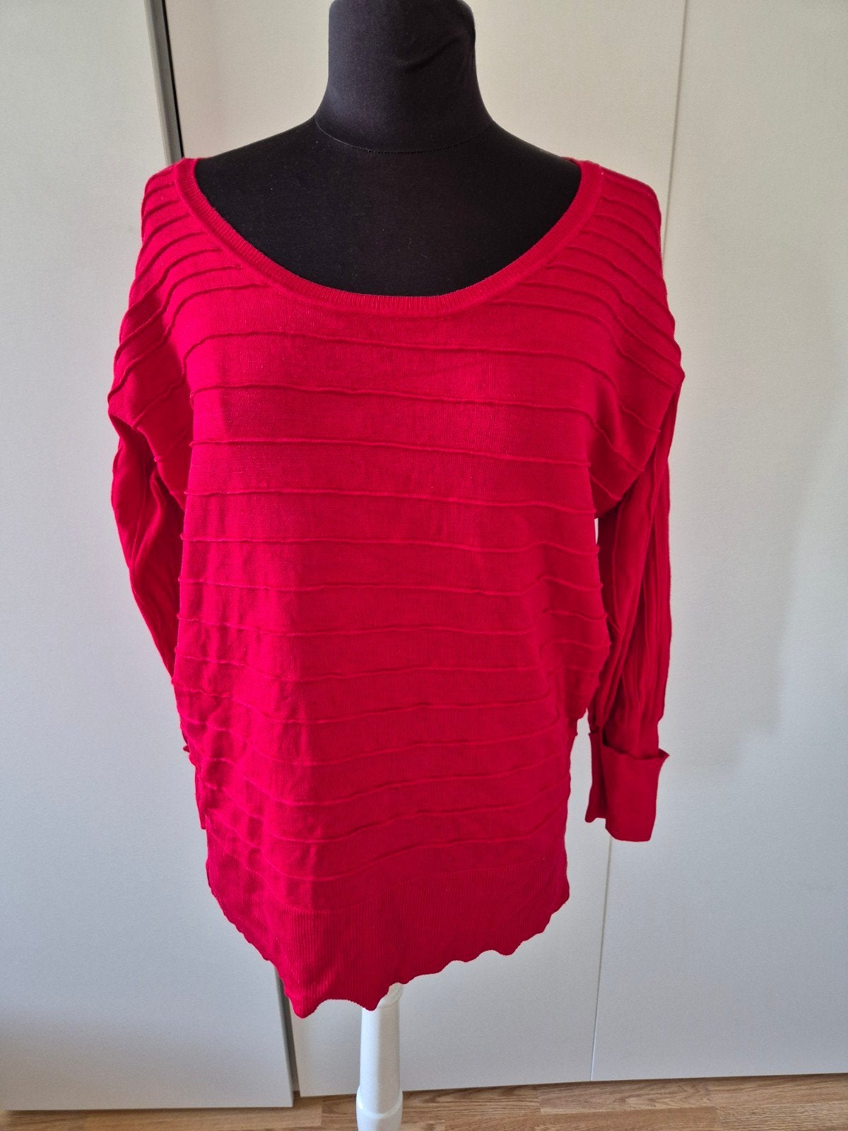 Rode Sanne trui met boothals & ribtextuur - maat XL *zgan, Ophalen of Verzenden, Zo goed als nieuw, Maat 46/48 (XL) of groter