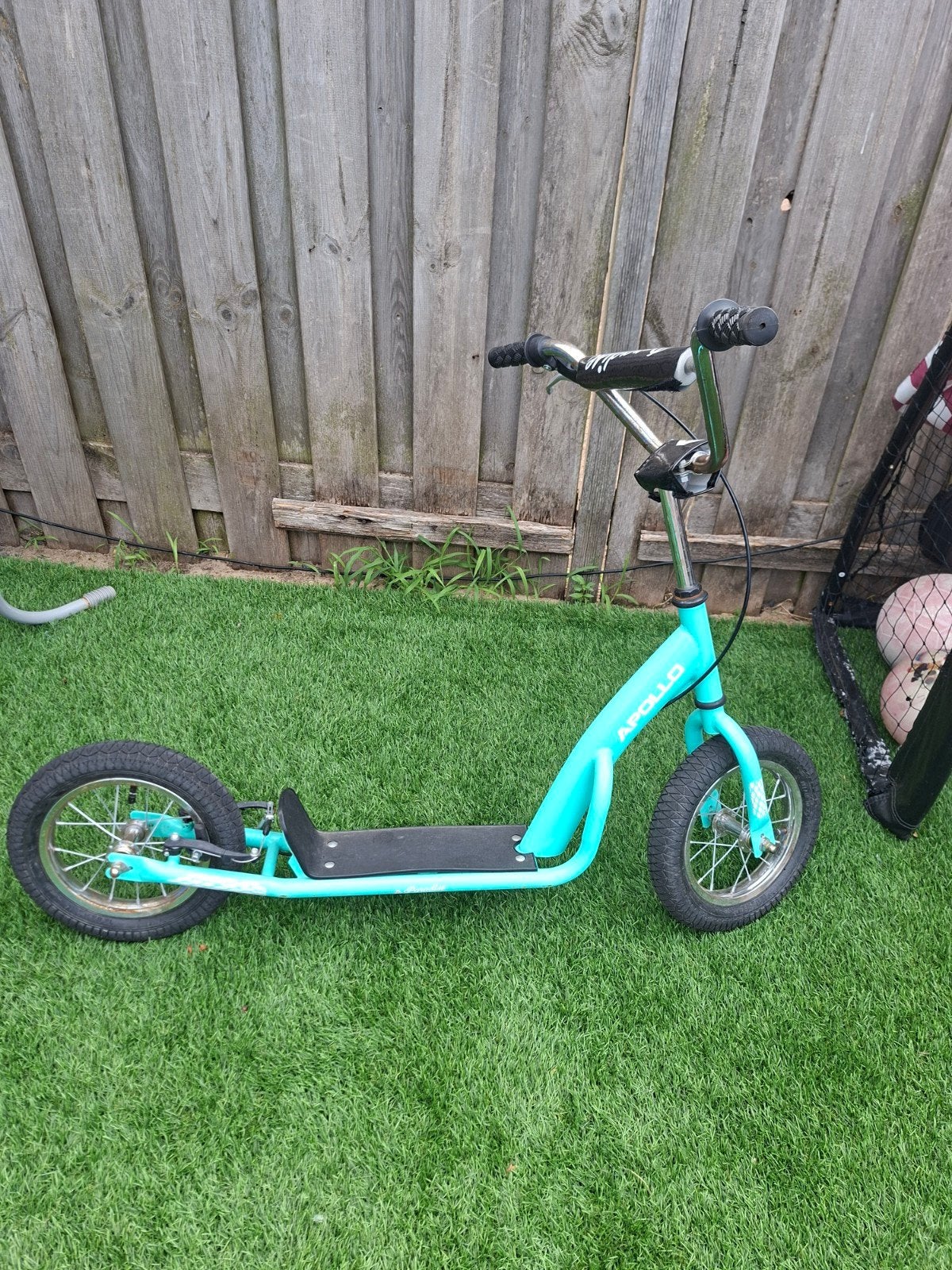 Apollo step - turquoise met 'Paradise' stuur, Ophalen, Gebruikt, Gewone step