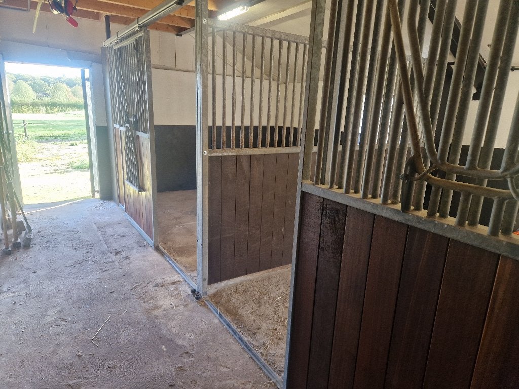 pensionstalling met dagelijkse weidegang; ook in de winter !, Stalling, 1 paard of pony