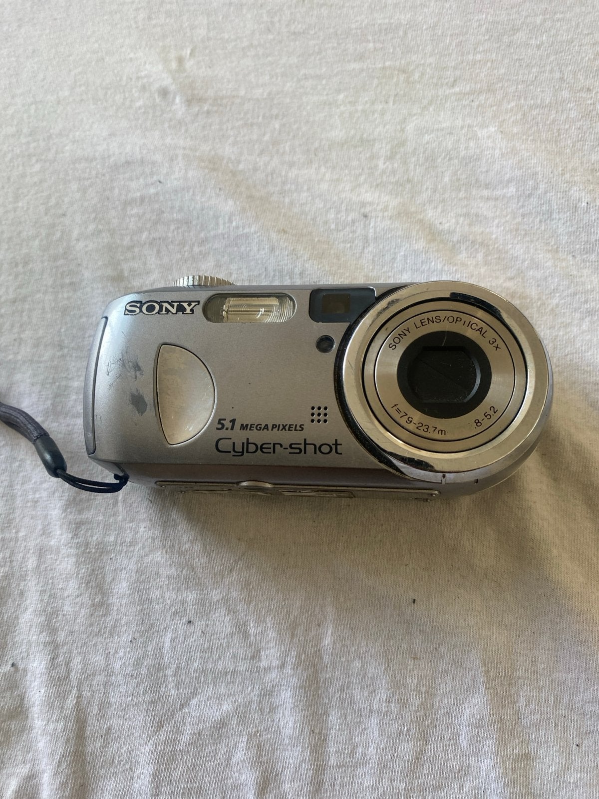 Sony Cyber-shot DSC-P93 Compactcamera 5.1 MP, Ingebouwde flitser, Gebruikt, Ophalen of Verzenden, Compactcamera