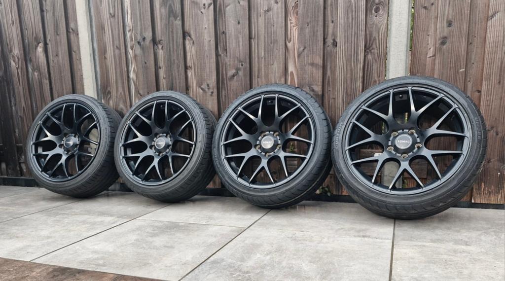 ❗️NIEUWSTAAT ROMAC 5x120 18 inch BMW velgen zomer banden, Auto-onderdelen, Ophalen, 18 inch, Gebruikt, Velg(en)