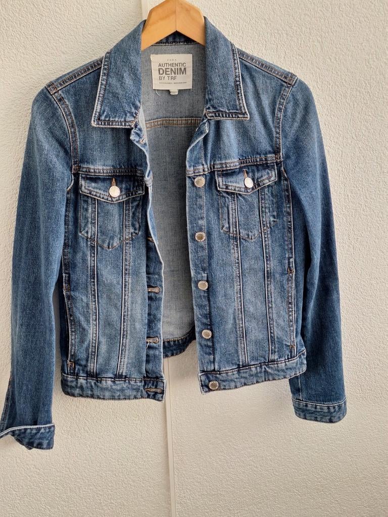 Zara trafaluc, blauw denim jeans jack / spijker jasje, mt S, Blauw, Zara, Ophalen of Verzenden, Maat 36 (S)