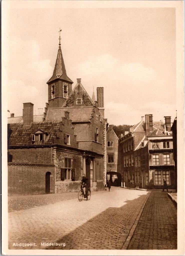 Middelburg - Abdijpoort (2x), Verzenden, 1920 tot 1940, Ongelopen, Zeeland