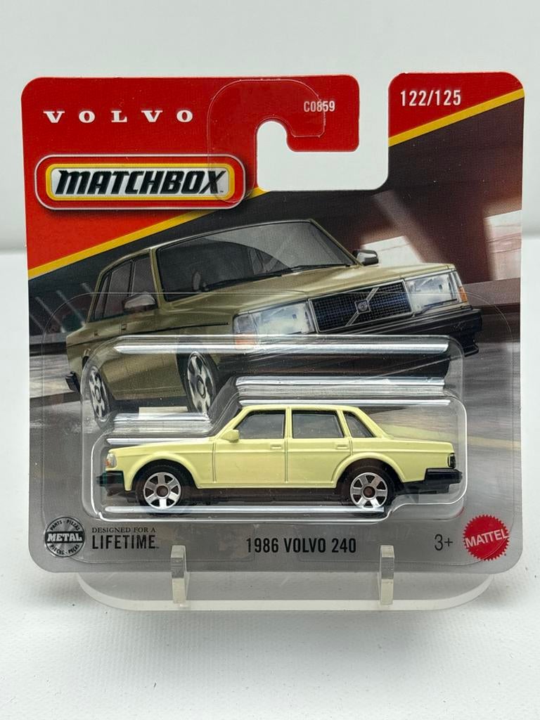 Matchbox 1986 Volvo 240 - Nieuw in verpakking, Auto, Nieuw, Ophalen of Verzenden, Mattel