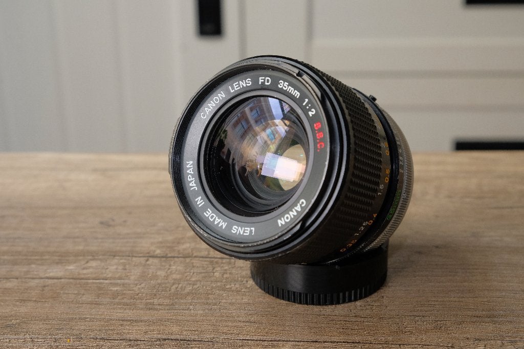 Canon FD 35mm f/2 SSC, Audio, Tv en Foto, Fotografie | Lenzen en Objectieven, Ophalen of Verzenden, Gebruikt, Groothoeklens