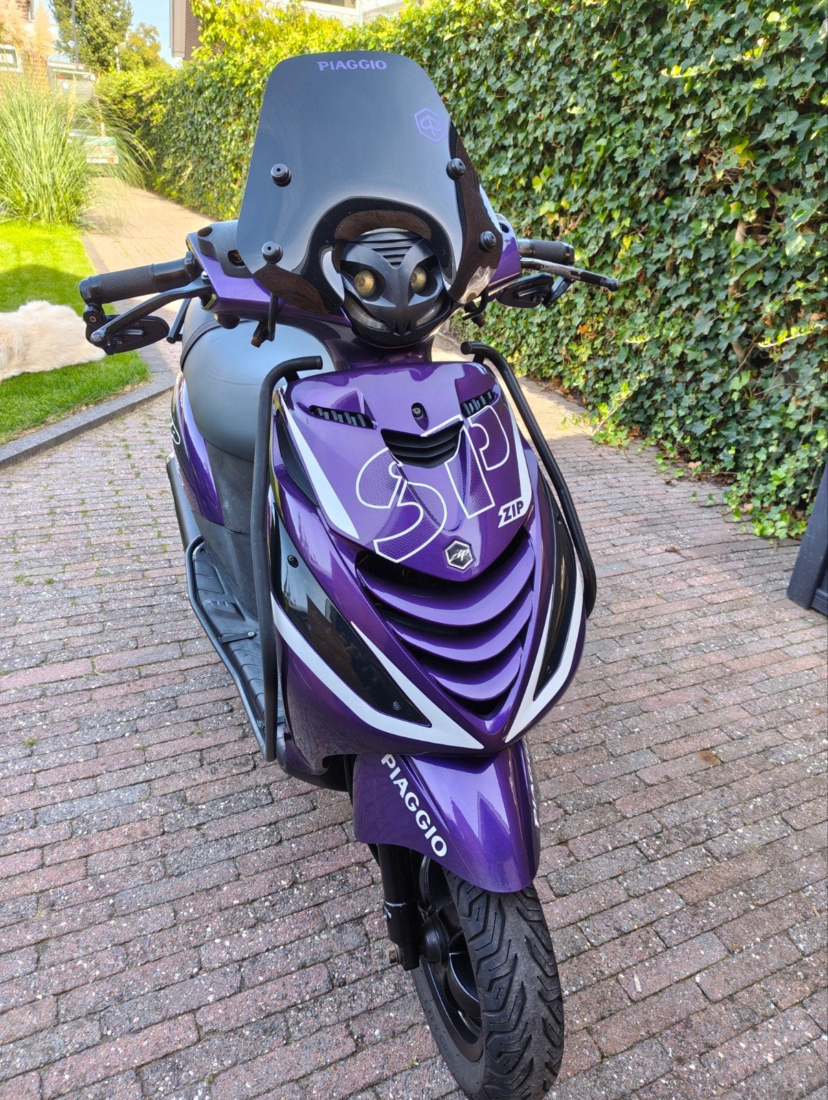 Piaggio Zip SP - Paars - Zeer nette staat, Fietsen en Brommers, Ophalen, Maximaal 45 km/u, Zip, Benzine