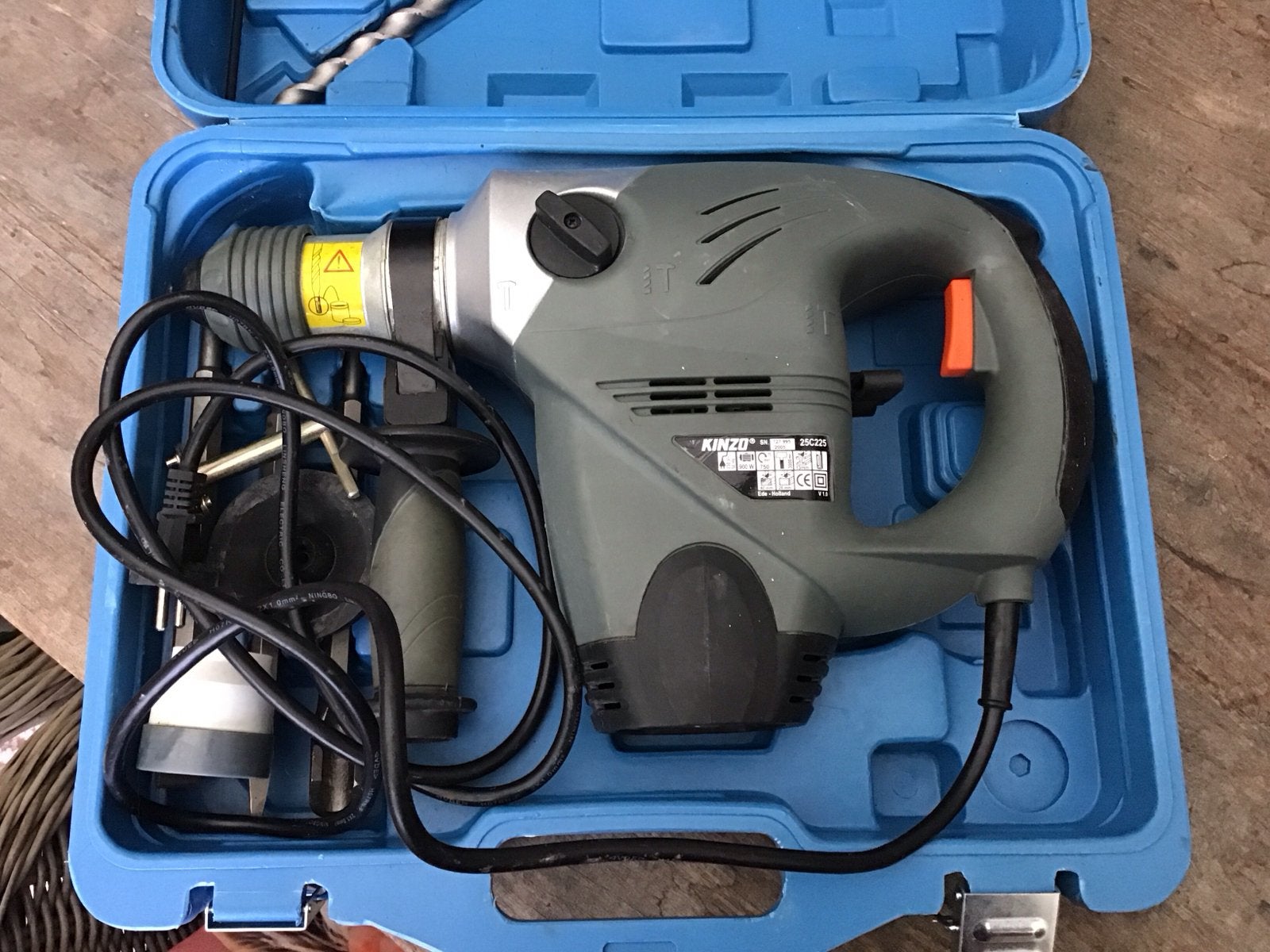 Kinzo Boorhamer met accessoires in koffer, Ophalen, Boor- en/of Breekhamer, Klopboormechanisme, Gebruikt