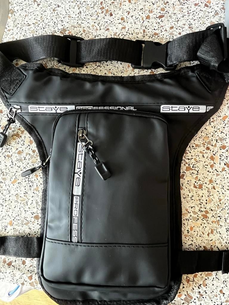 Splinternieuwe heup/ been tas met 3 vakken, Overige merken, Minder dan 30 cm, 25 tot 40 cm, Nieuw