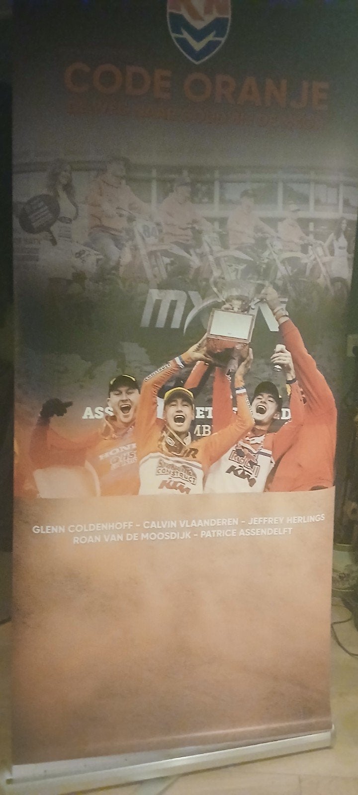 KNMV Code Oranje MX Roll-up Banner - Motocross Promotie, Verzamelen, Ophalen, Zo goed als nieuw, Motoren
