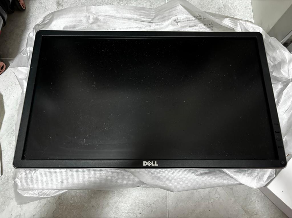 Computerscherm Dell P2214Hb 22 inch Full HD Monitor, Computers en Software, Monitoren, Ophalen, Gebruikt, In hoogte verstelbaar