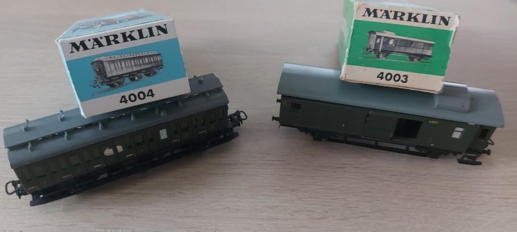 Märklin DB bag.rtg en 2 de klas pers.rtg artnr 4003+4004 ovp, Wisselstroom, Wagon, Ophalen of Verzenden, Zo goed als nieuw