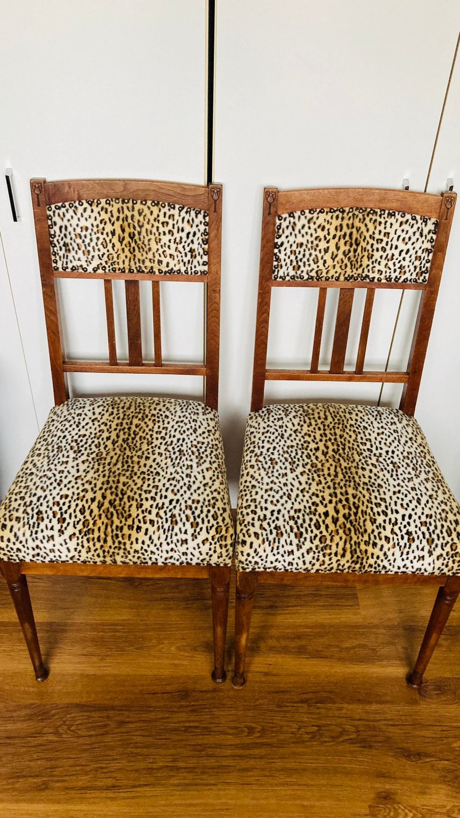 2 Stoelen met panterprint, Ophalen