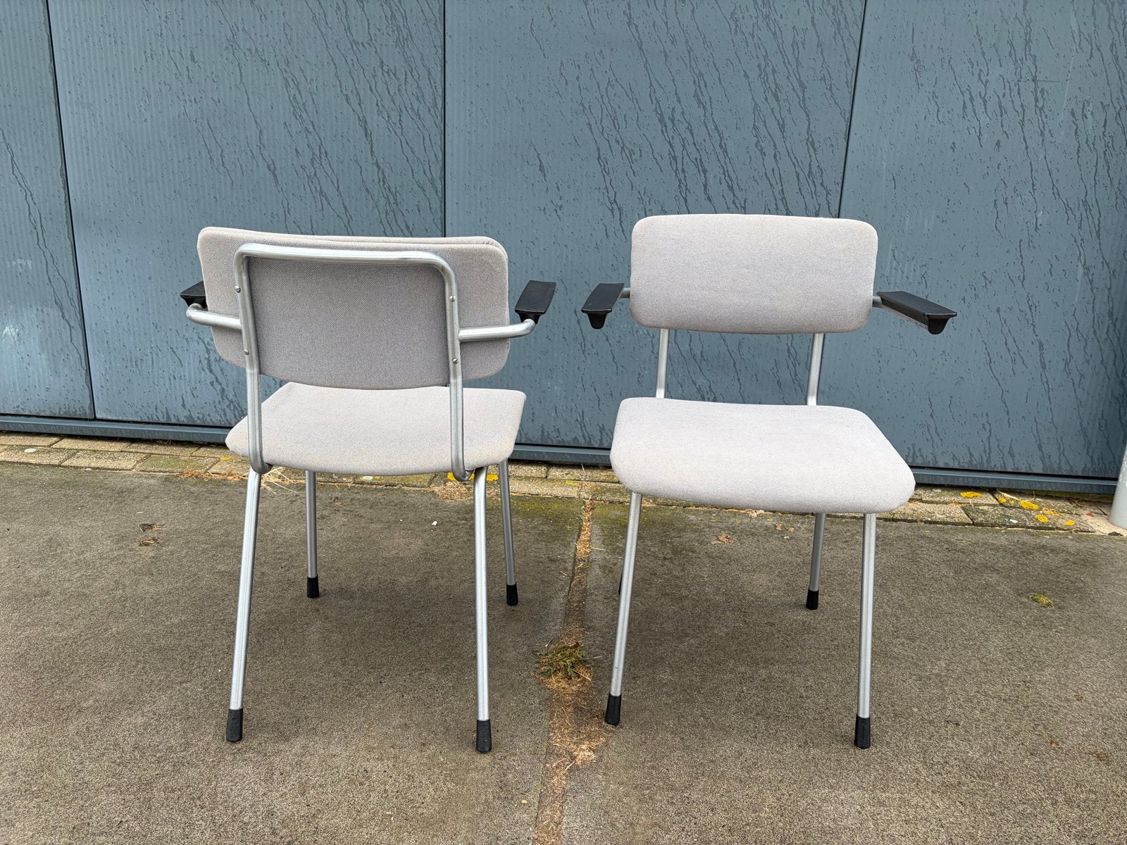 Twee Gispen 1235 stoelen, Huis en Inrichting, Ophalen, Gebruikt, Twee, Metaal