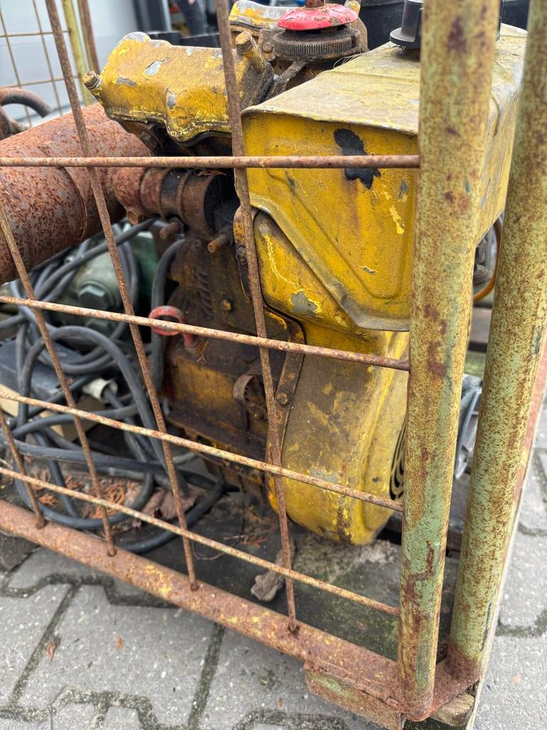 Benzinemotoren, fonteinpomp en dompelpomp, Doe-het-zelf en Verbouw, Motoren, Ophalen, Gebruikt, Benzinemotor
