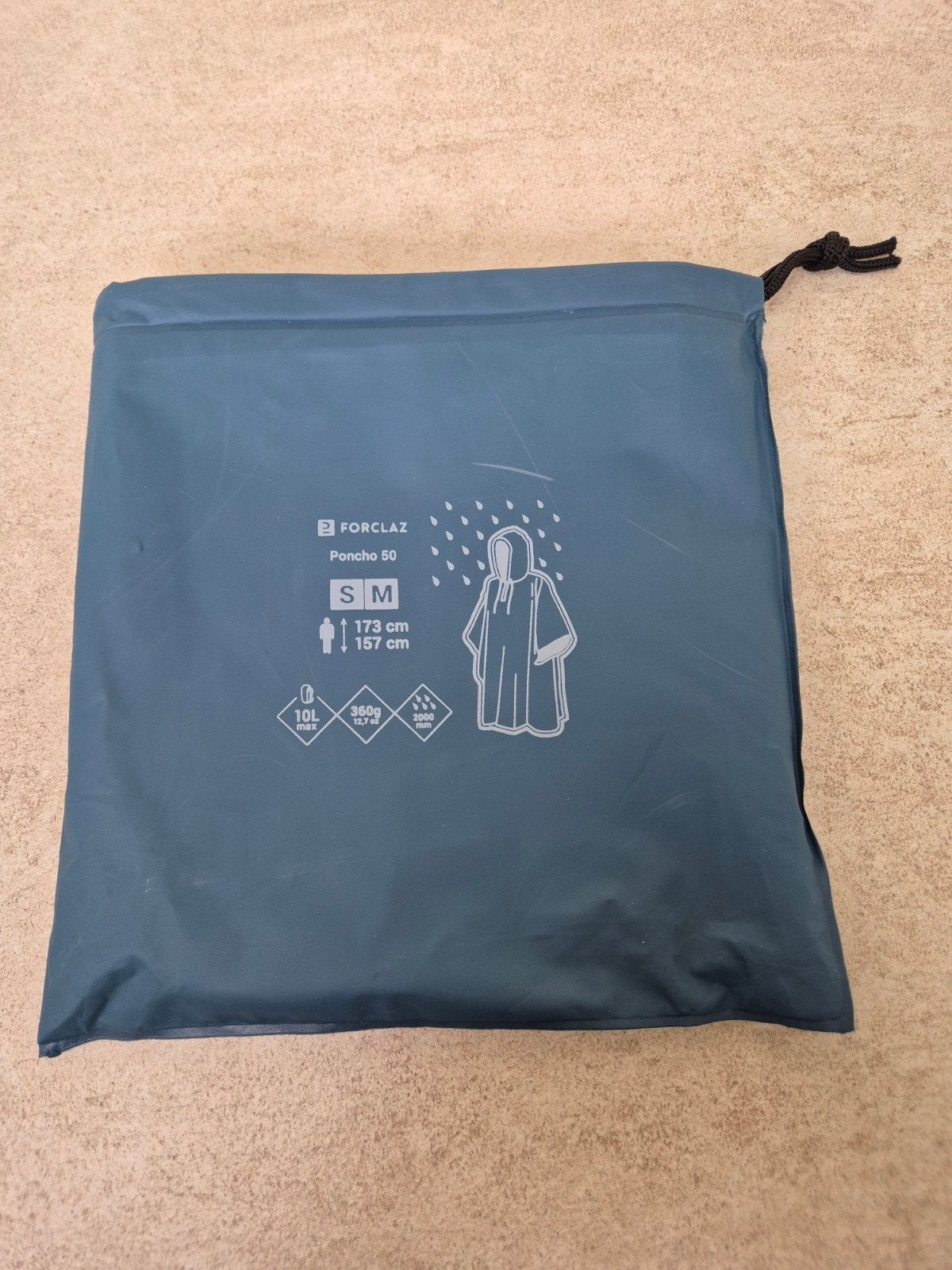 Nieuwe regenponcho Forclaz S/M tot 173cm, Ophalen of Verzenden, Nieuw, Regenjas