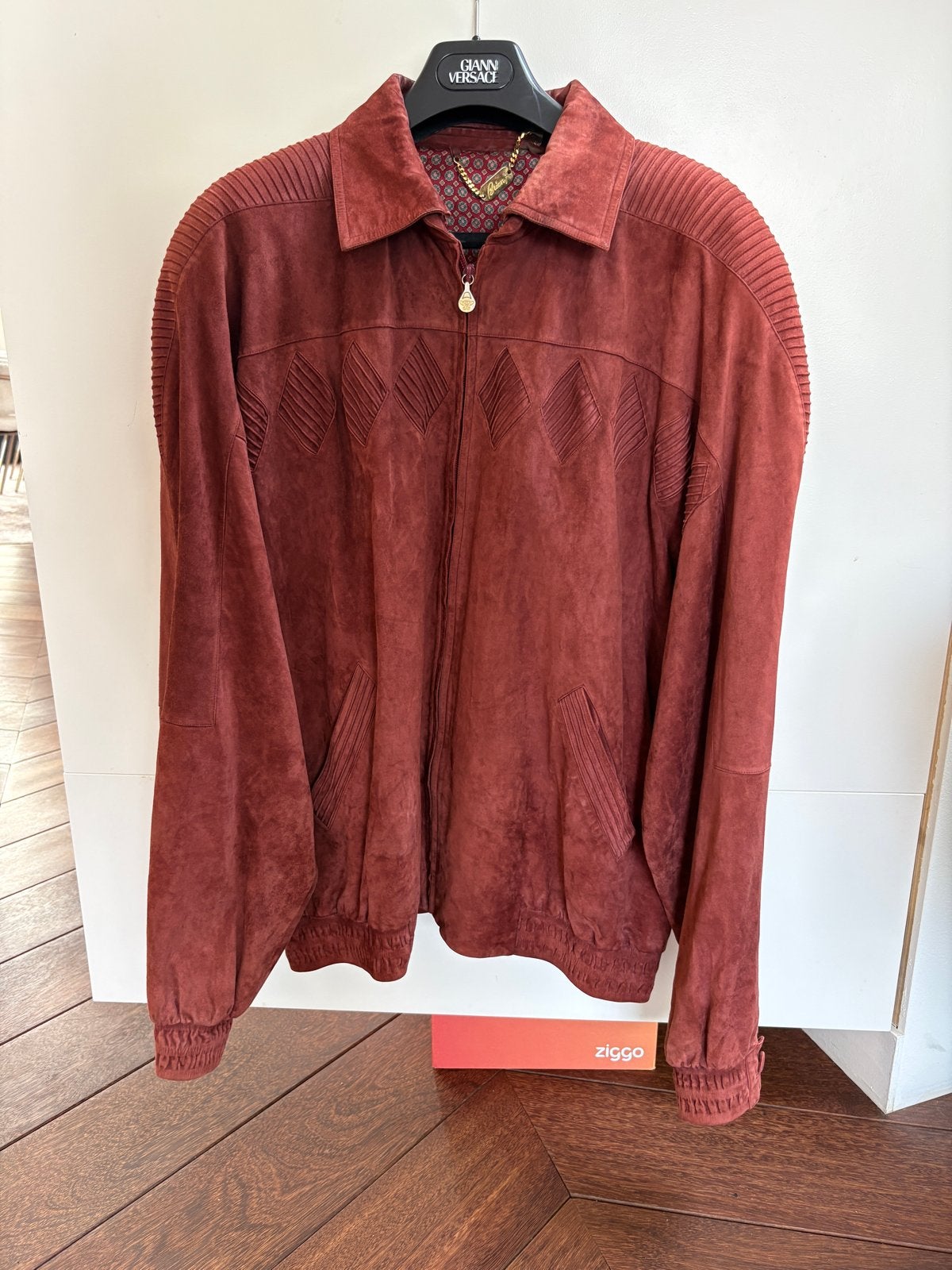 Brioni leren jas, maat 56 / XL gevoerd met zijde en bemberg, Kleding | Heren, Ophalen, Maat 56/58 (XL), Rood