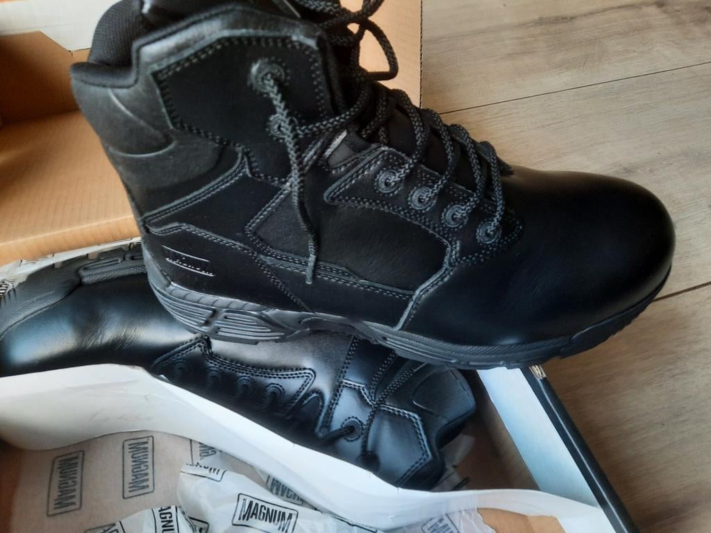 Nieuwe werkboots met stalen neus - Maat 46, Kleding | Heren, Schoenen, Zwart, Nieuw, Ophalen of Verzenden, Magnum