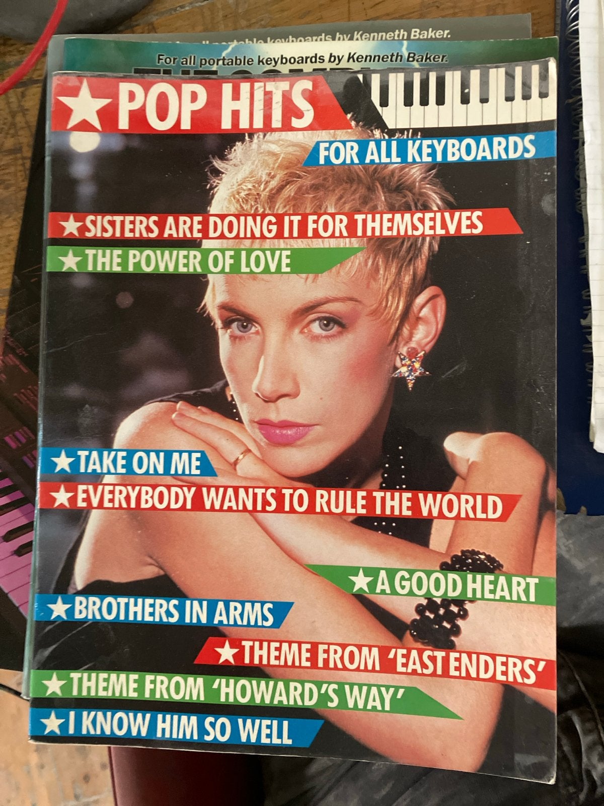 Pop Hits voor alle keyboards - Muziekboek, Muziek en Instrumenten, Bladmuziek, Gebruikt, Ophalen of Verzenden, Thema, Keyboard