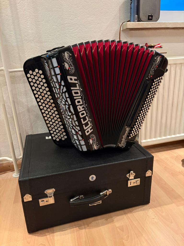 Accordiola grande concerto 5 korig, Ophalen, Gebruikt, 120-bas, Accordiola