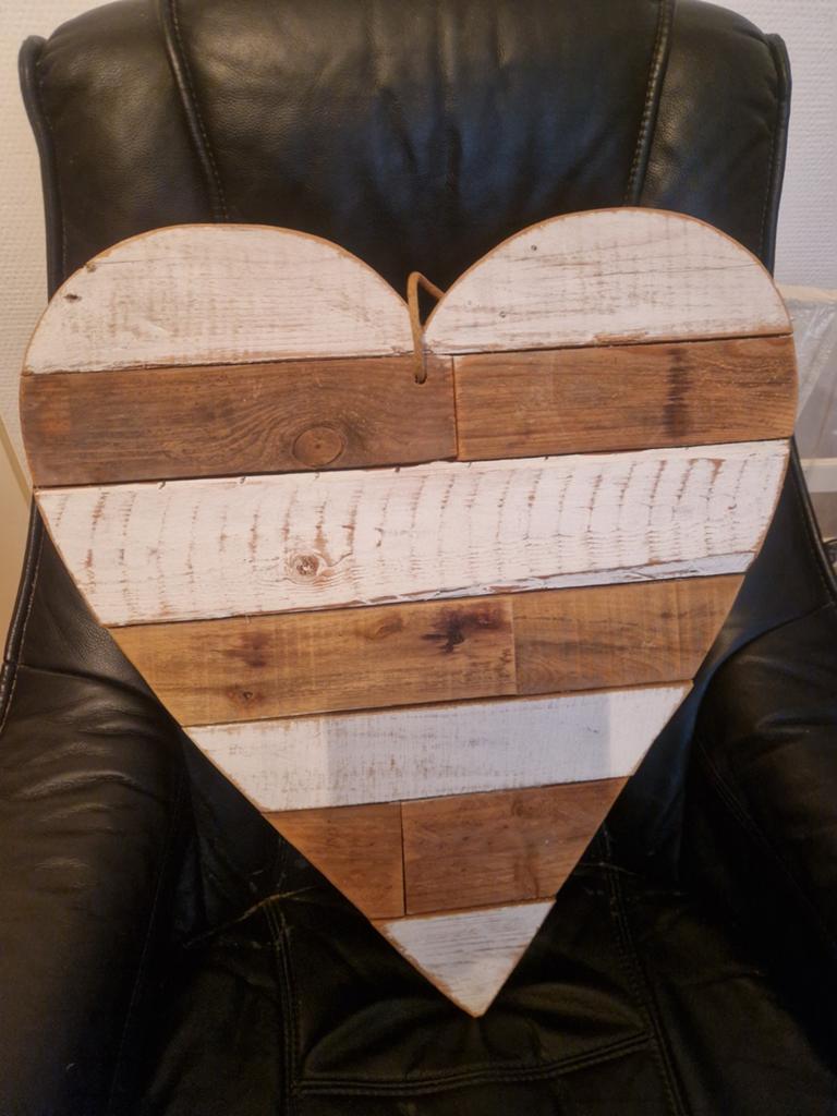 Mooie wanddecoratie hart sloophout., Ophalen of Verzenden, Zo goed als nieuw