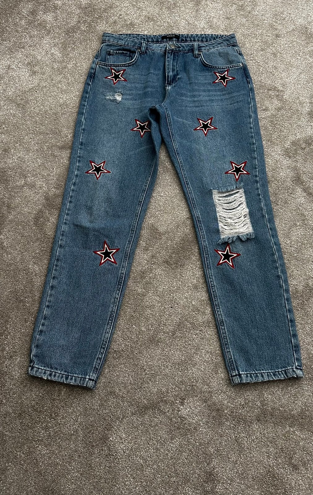 ///  NIKKIE jeans met applicaties  \\\, Ophalen of Verzenden, Nieuw, Blauw, W28 - W29 (confectie 36)