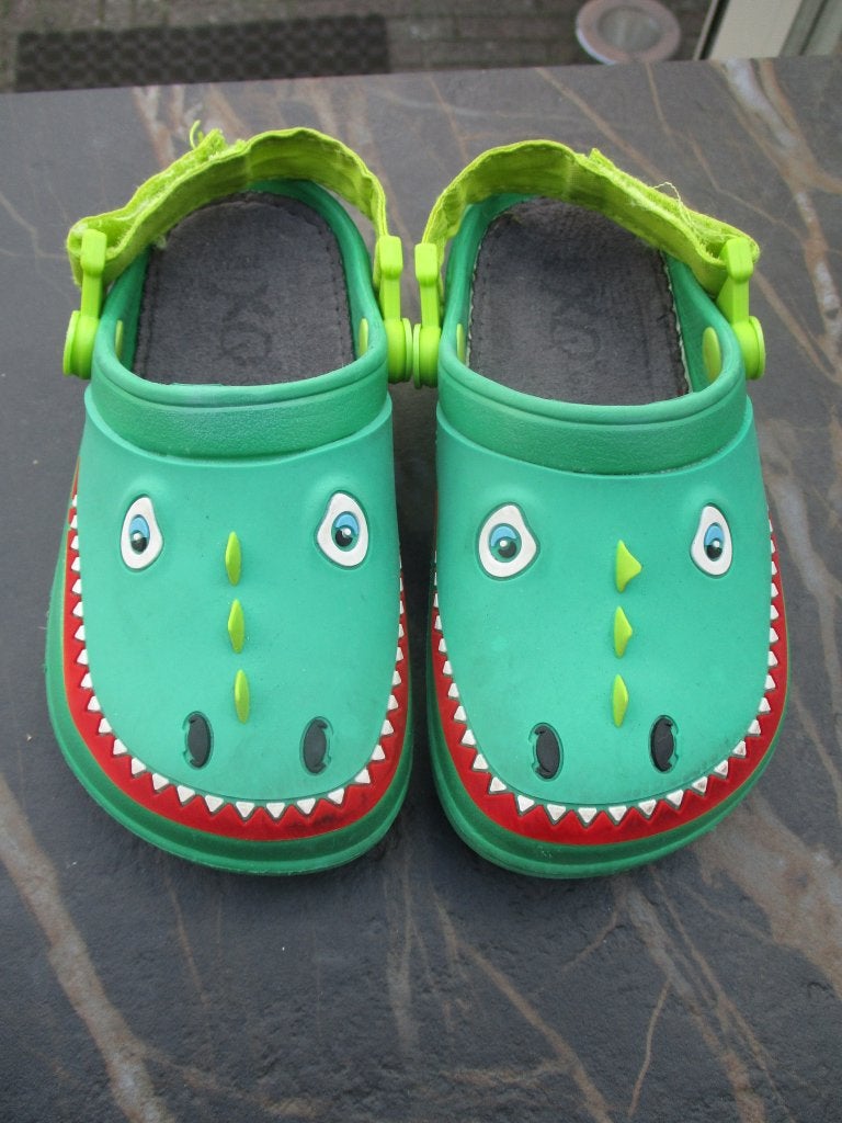 XQ kinder tuinklomp groen krokodil maat 23 / 24 klomp, Schoenen, Ophalen of Verzenden, Zo goed als nieuw, XQ Gardenwear