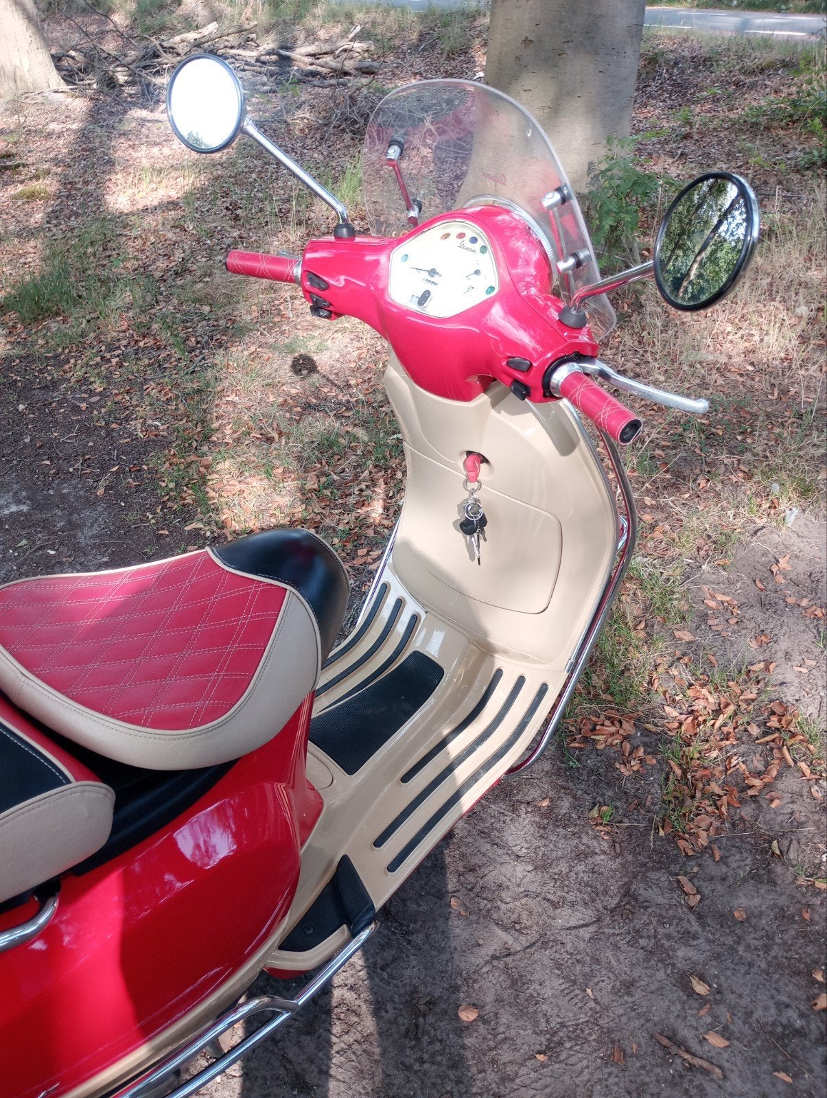 vespa lx, Ophalen, Zo goed als nieuw, Benzine, 50 cc