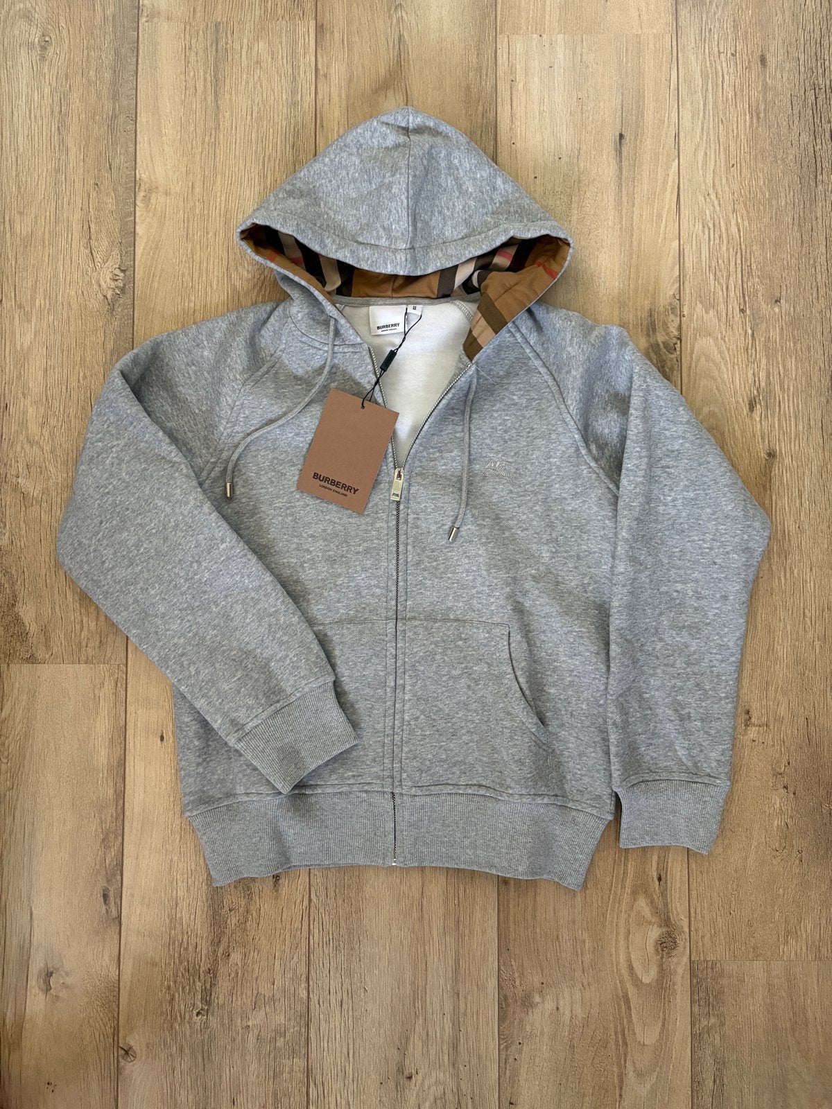 Burberry vest maat S - Nieuw en ongedragen, Kleding | Heren, Truien en Vesten, Verzenden, Nieuw, Maat 46 (S) of kleiner, Grijs