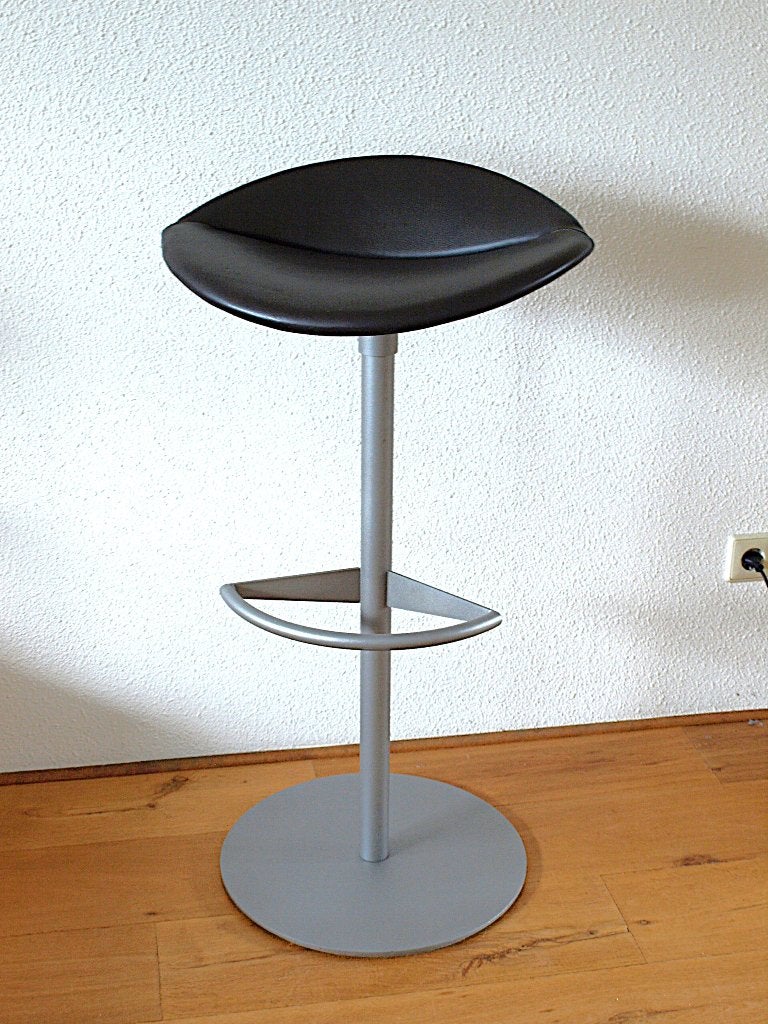 Montis Mick design kruk barkruk, 1 kruk, Ophalen, Zo goed als nieuw, 60 tot 90 cm