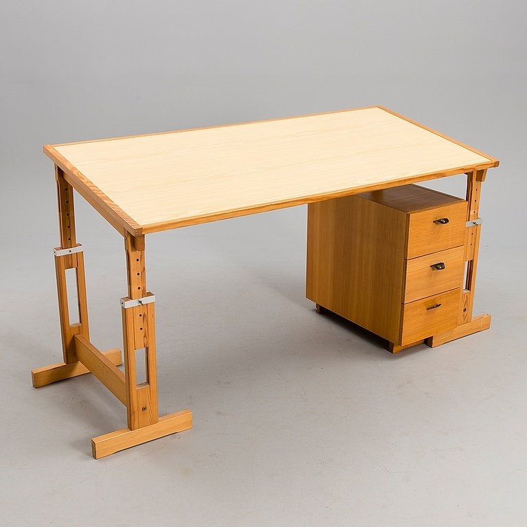 Fins design architekt bureau Laukaan Puu Olle Pira, Huis en Inrichting, Bureaus, Gebruikt, Bureau-kast combinatie, Overige merken