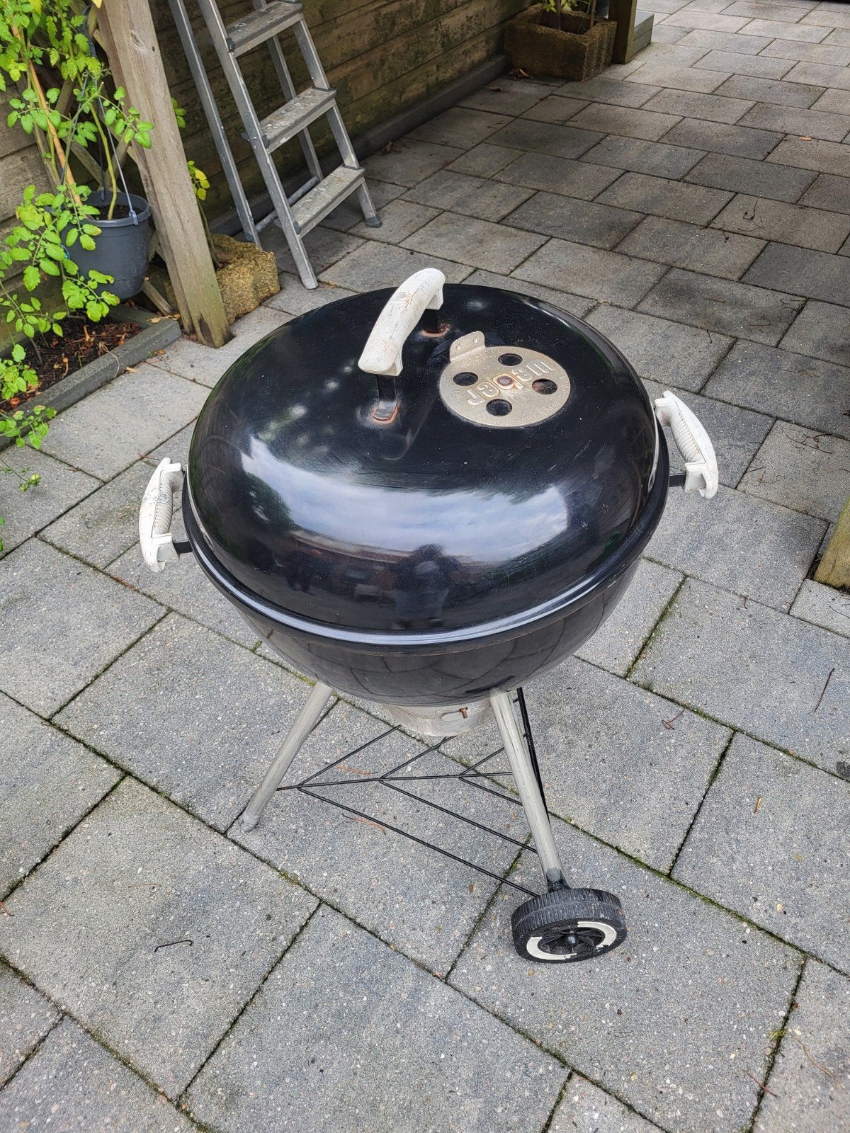 Weber Compact Kettle BBQ 47 cm - Zwart, Ophalen, Gebruikt, Weber