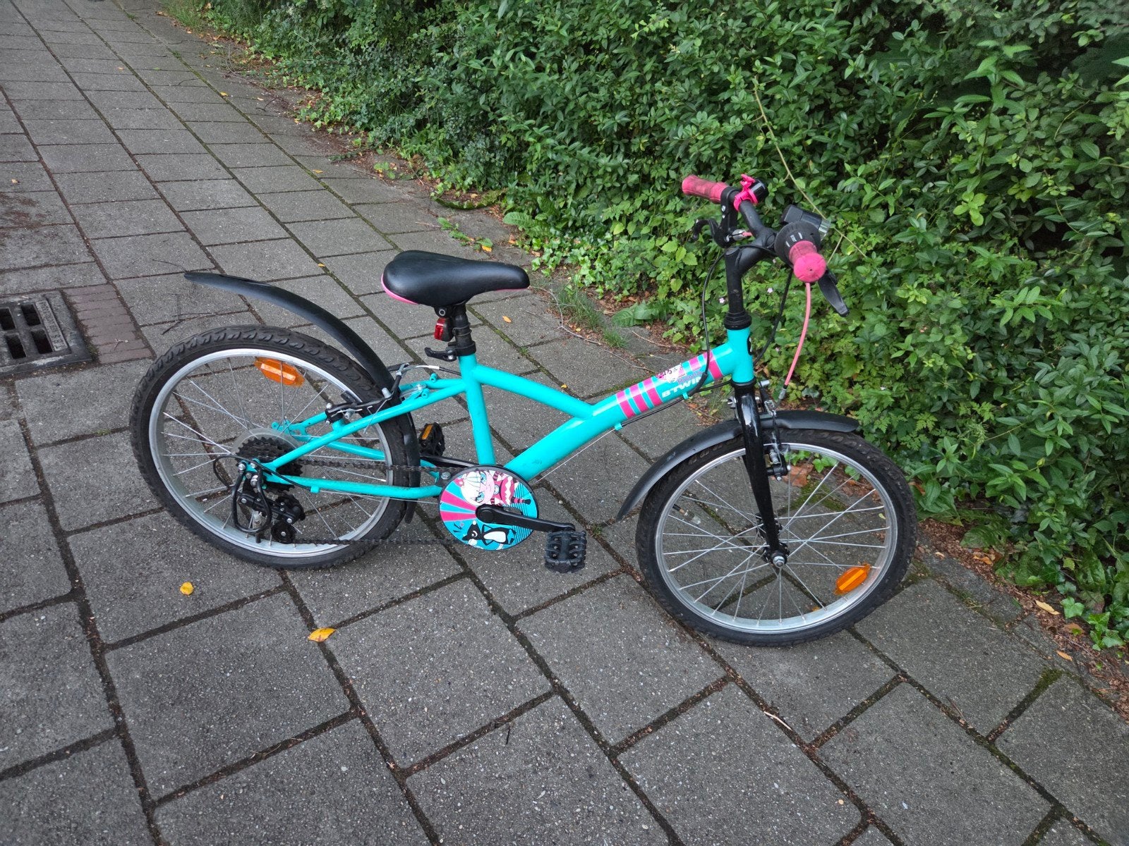 B twin meisjesfiets, Ophalen of Verzenden, Zo goed als nieuw, 20 inch of meer