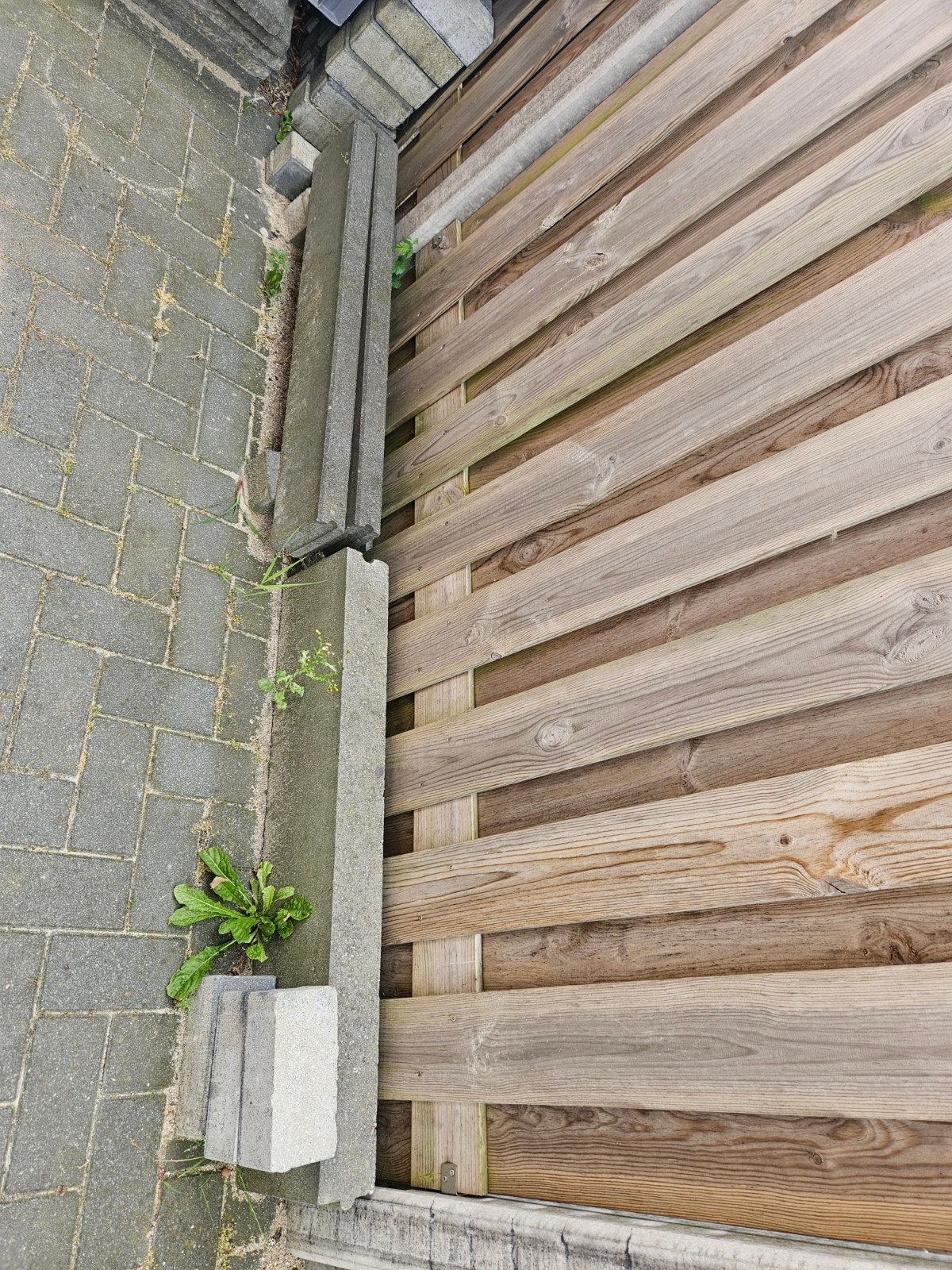 Betonnen banden: 1 dikke en 2 dunne, Ophalen, Gebruikt, Overige typen, Minder dan 5 m²
