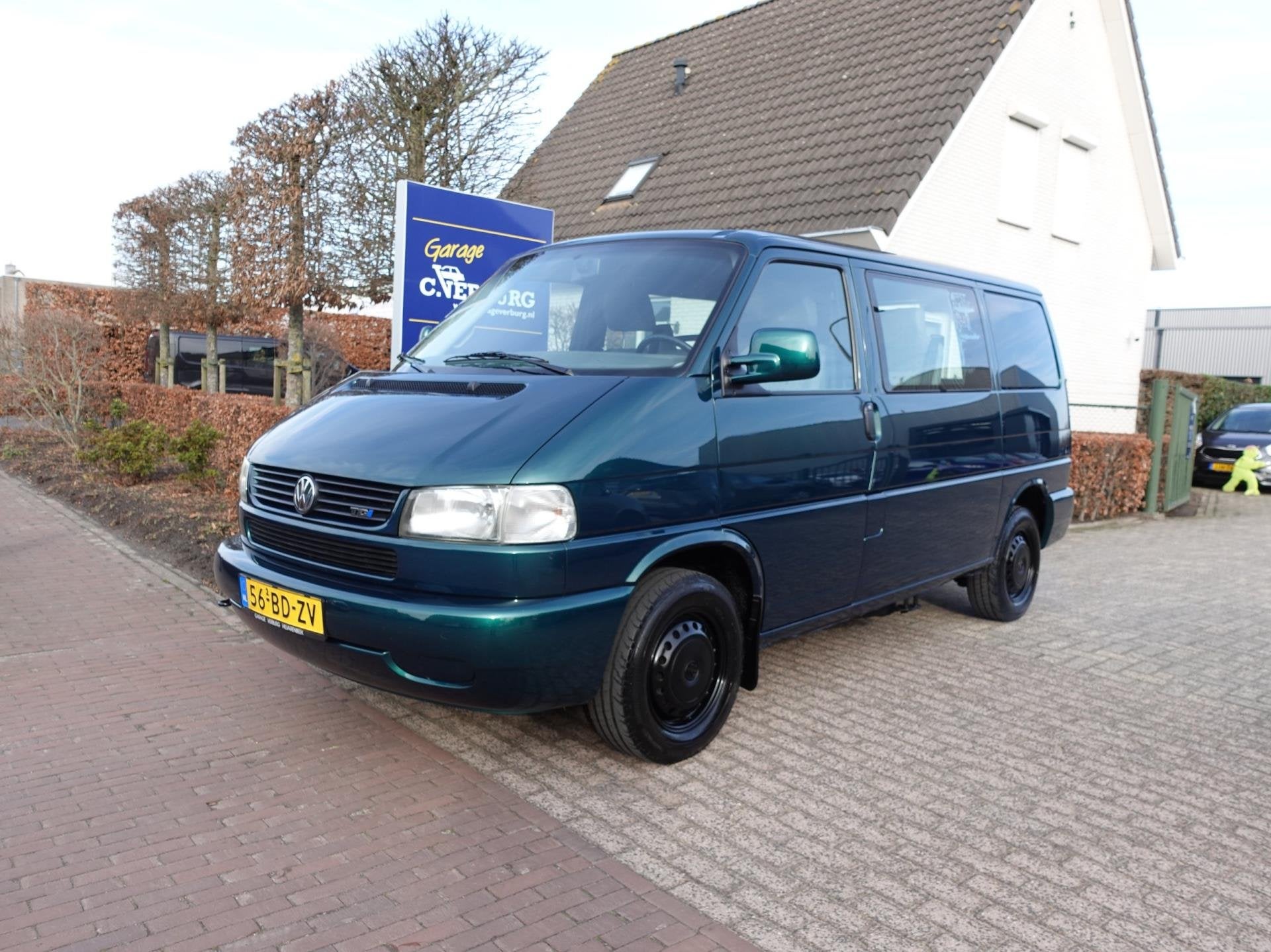 Volkswagen Transporter 2.5 TDI 4 Persoons / Invalide / Rolst, Stof, Gebruikt, 4 cilinders, 700 kg
