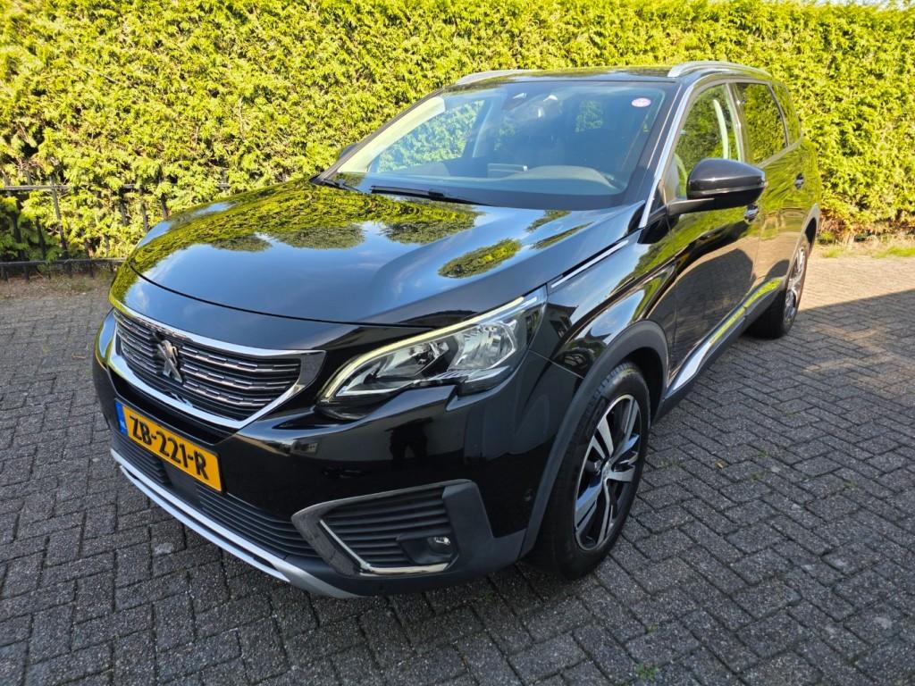 Peugeot 5008 Allure 7 persoons AUTOMAAT Lees tekst!, Auto's, Peugeot, Bedrijf, 360° camera, ABS, Airbags, Android Auto, Apple Carplay