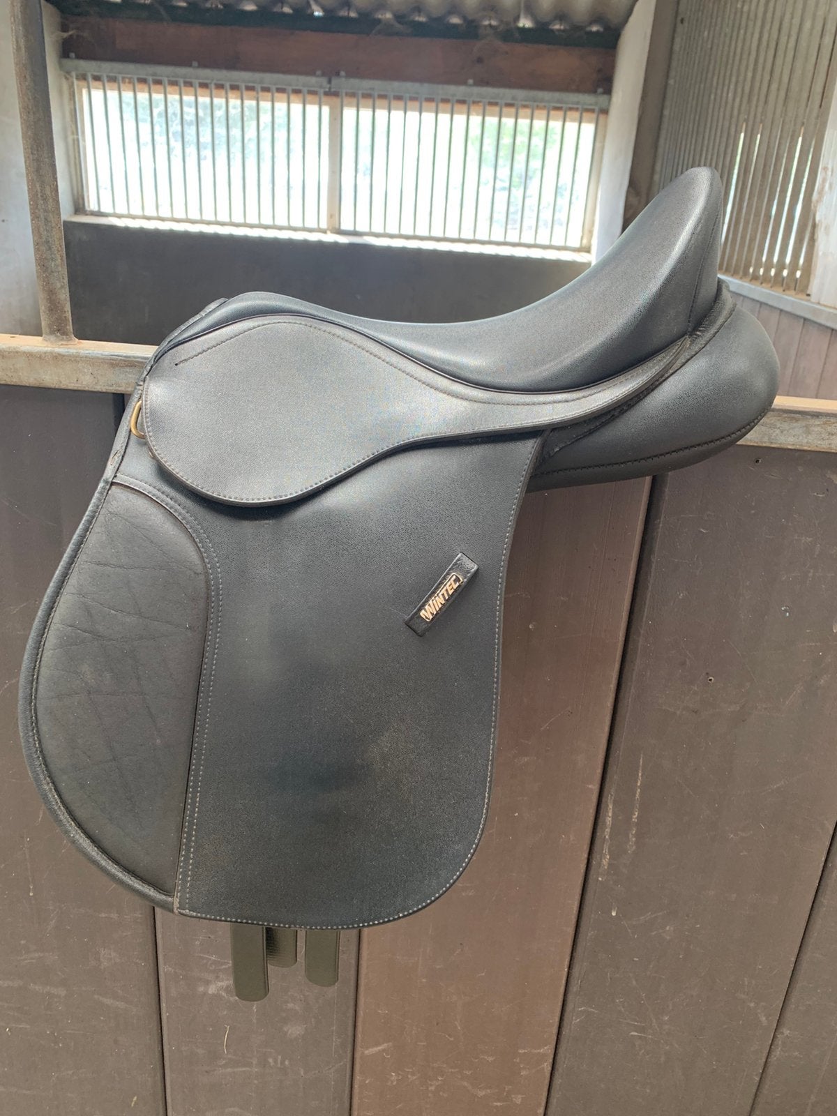 Wintec 15 inch zadel, Dieren en Toebehoren, Paarden en Pony's | Zadels, XS (15.5 inch of kleiner), Bates, Ophalen of Verzenden
