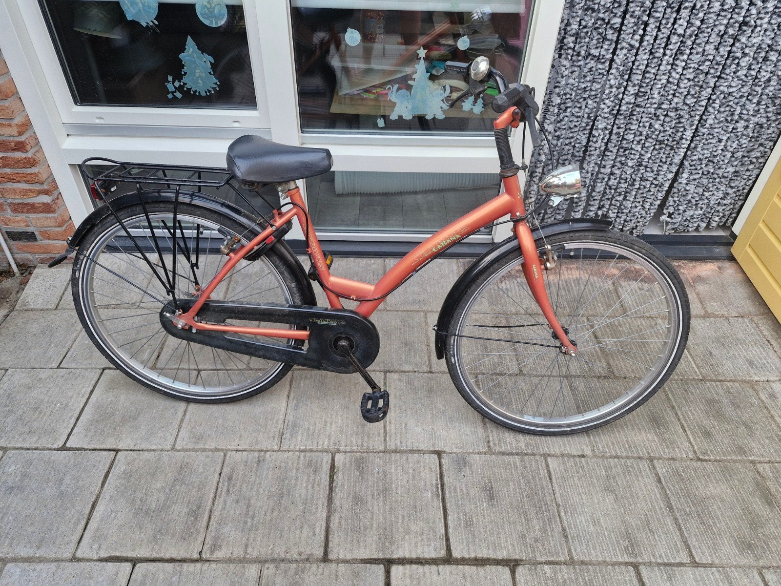Meisjesfiets Cabana - Oranje/Zwart - Gebruikt, Fietsen en Brommers, 26 inch of meer, Terugtraprem, Gebruikt, Ophalen of Verzenden