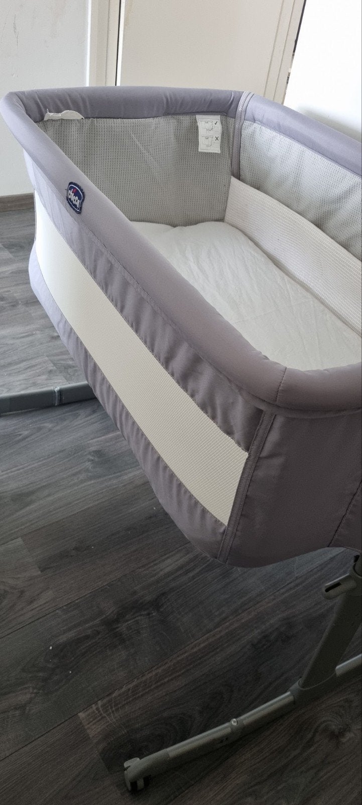Chicco Next2Me Essential Co-sleeper +gratis zithulp, Ophalen, Zo goed als nieuw, Wieg
