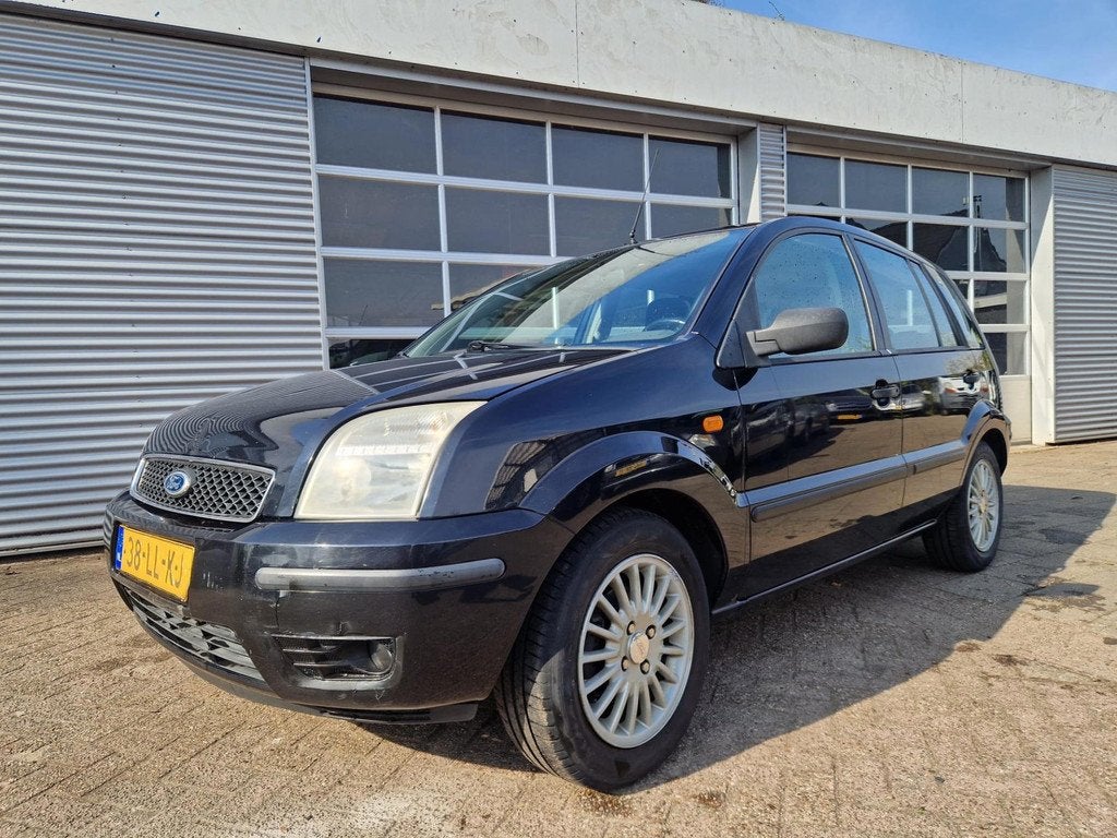 Ford Fusion 1.6-16V Trend - Airco ( A.P.K. juni 2027!), Voorwielaandrijving, 1596 cc, Gebruikt, Zwart