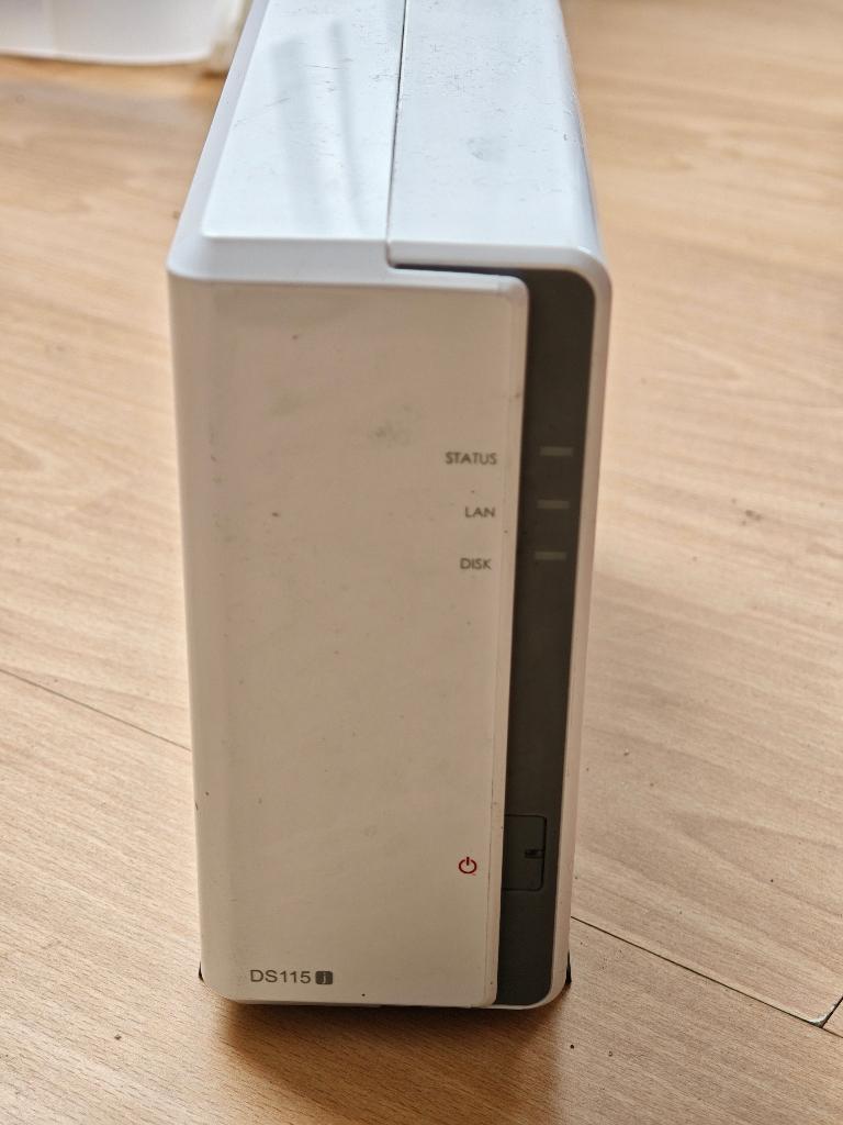 Synology DS115j + WD Red 2TB, Ophalen of Verzenden, Gebruikt