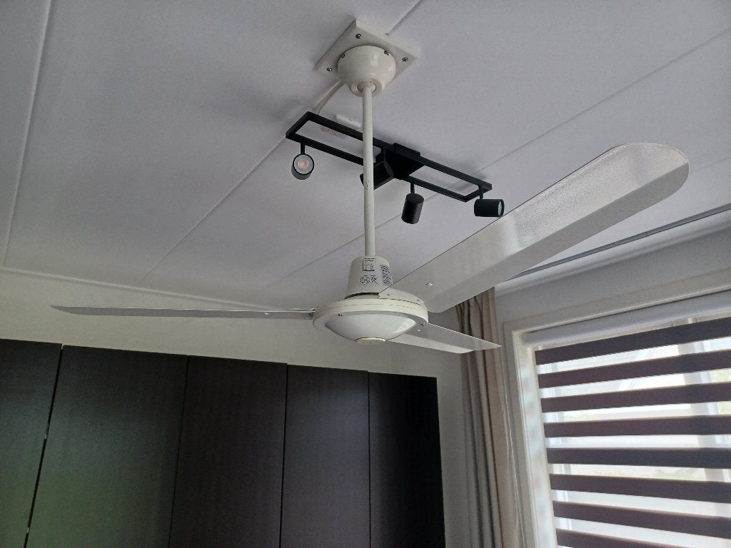 Plafond ventilator, Ophalen, Ventilator met afstandsbediening, Zo goed als nieuw, Plafondventilator