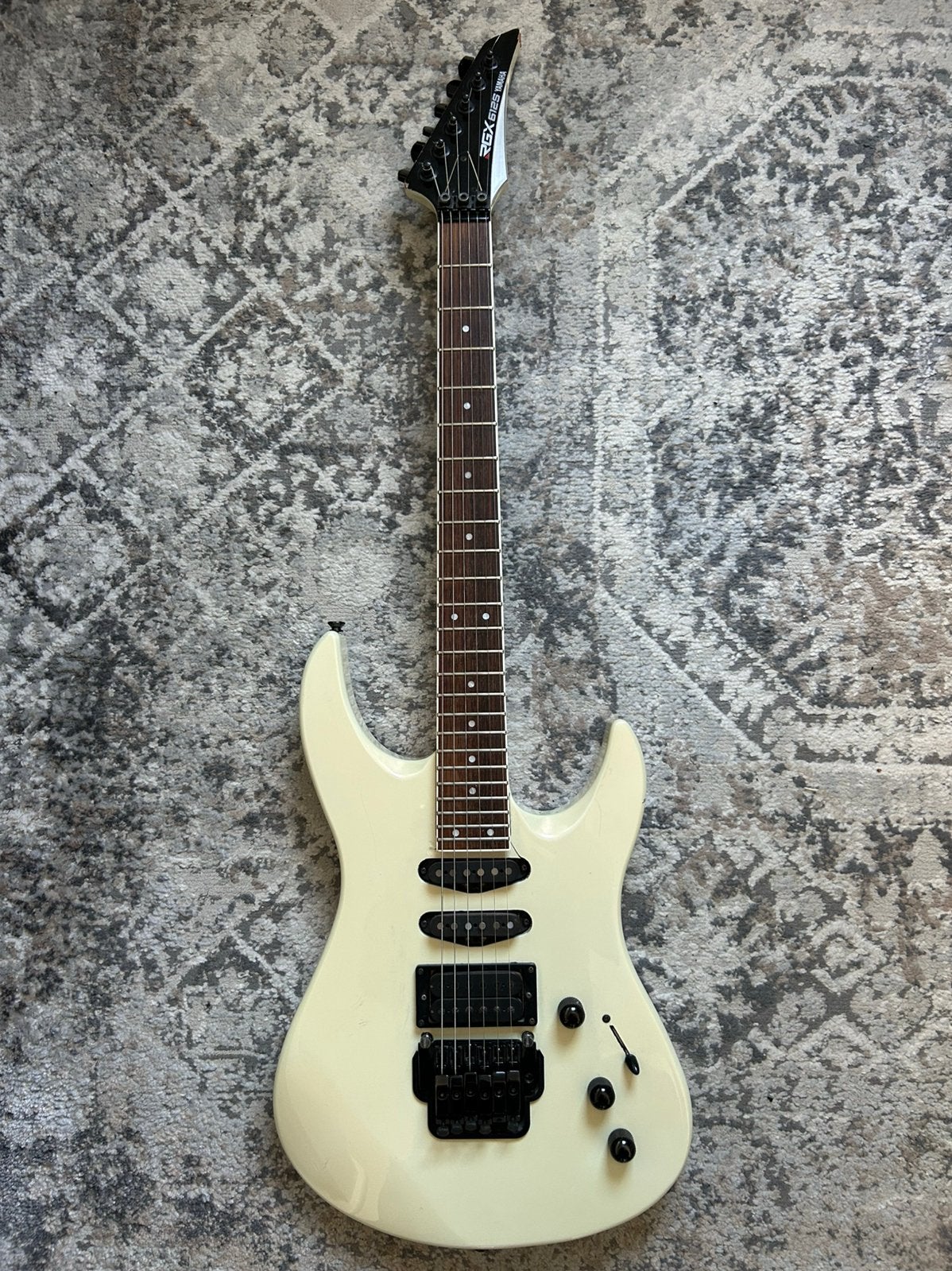 Elektrische gitaar Yamaha RGX612S 1989 Pearl White, Muziek en Instrumenten, Ophalen of Verzenden, Zo goed als nieuw, Solid body