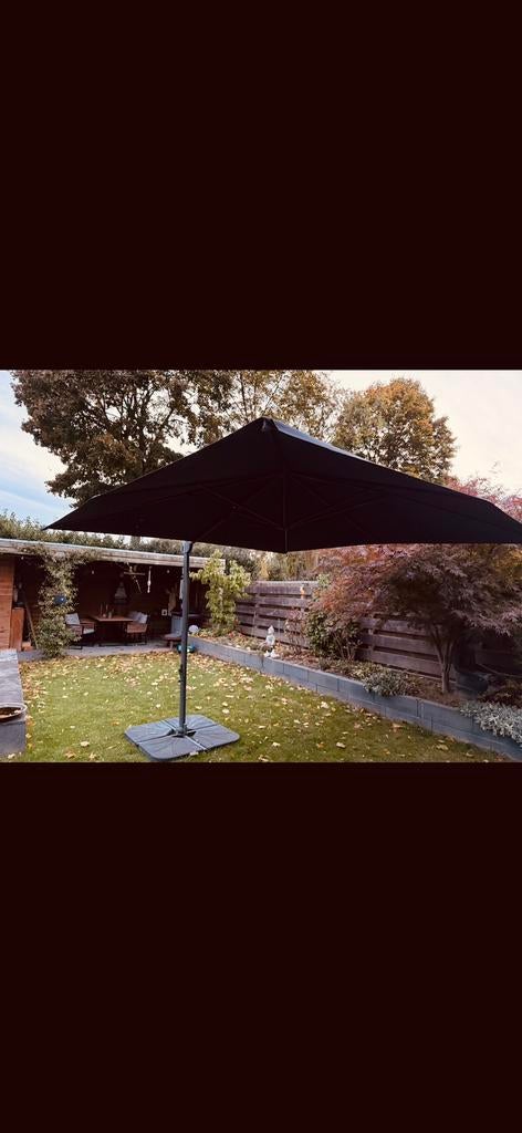 Zwarte parasol te koop – 3x3 meter ️, Tuin en Terras, Parasols, Ophalen of Verzenden, Zo goed als nieuw, Zweefparasol