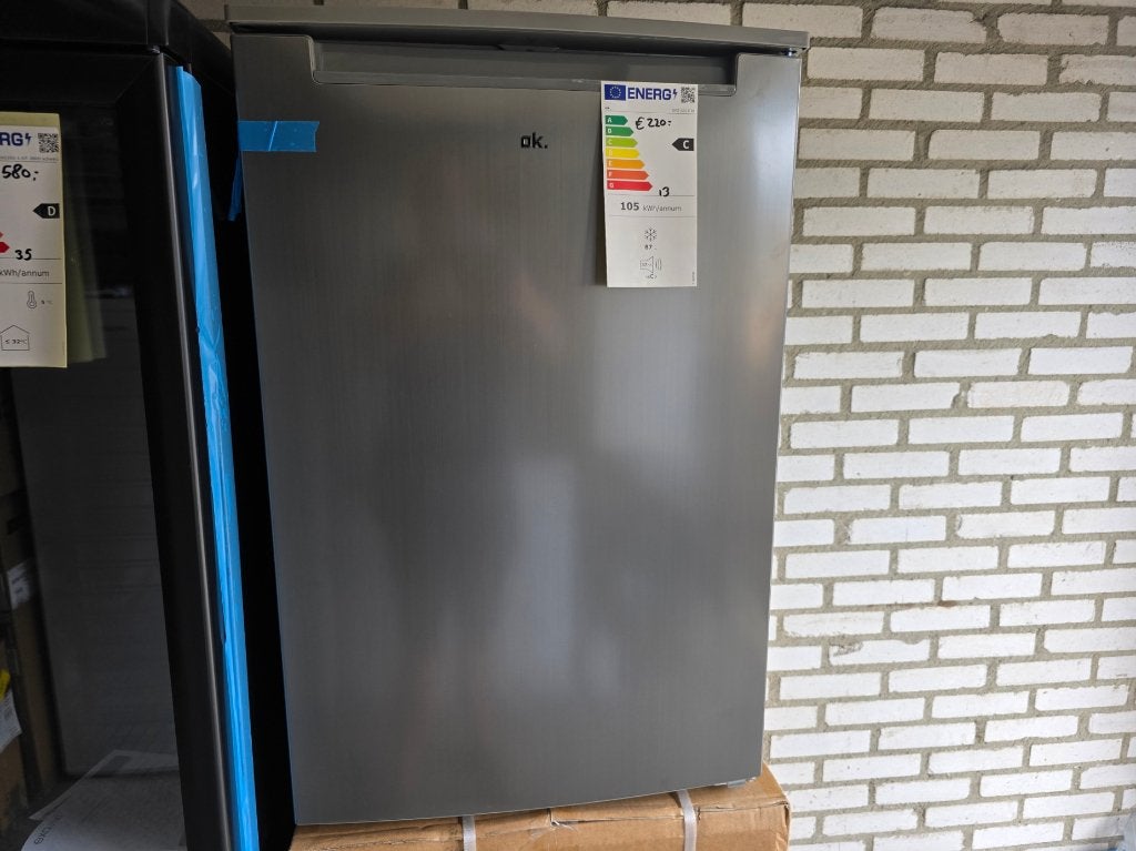 Nieuwe zuinige rvs tafelmodel vrieskast 81 liter 85 x 55 cm, Witgoed en Apparatuur, Vriezers en Diepvrieskisten, Nieuw, Minder dan 60 cm
